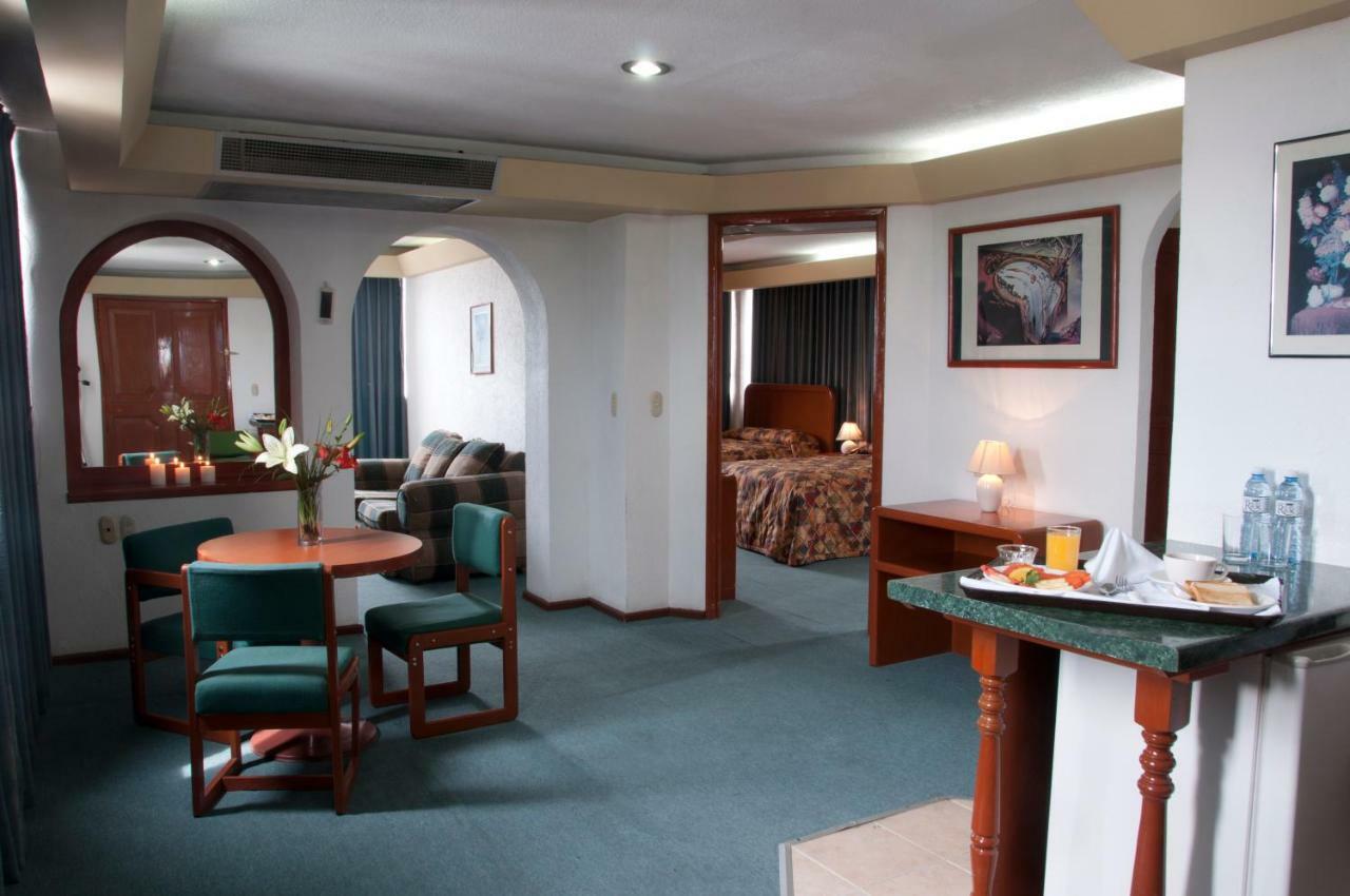 Hotel Real Rex レオン エクステリア 写真